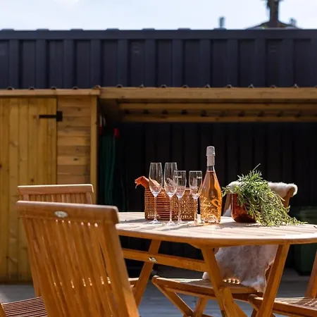 Holiday home Huswell - Family-friendly House With Sunny Terrace And Garden